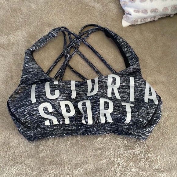 V is erased - Picture 1 of 2